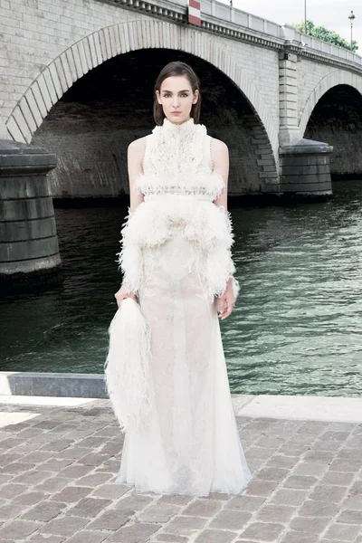 Look 9